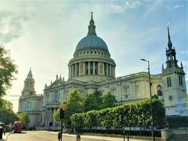 ciudad antigua de Londres St-Pauls-City-of-London-TOUR-LONDRES