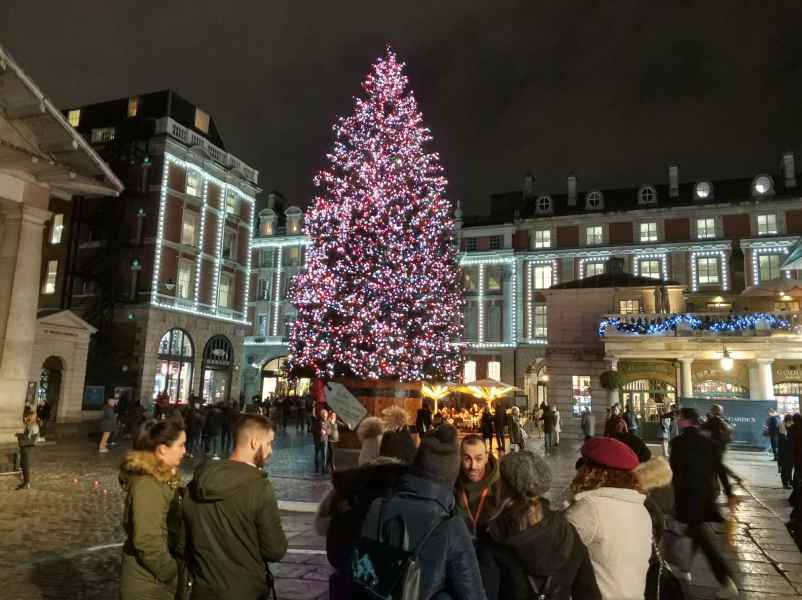 Ruta guiada en español en Navidad en Covent Garden