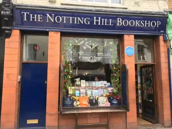 Librería Notting Hill - TOUR LONDRES